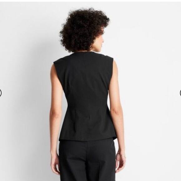 Elegant Black Women's Vest - Picture 3 of 12